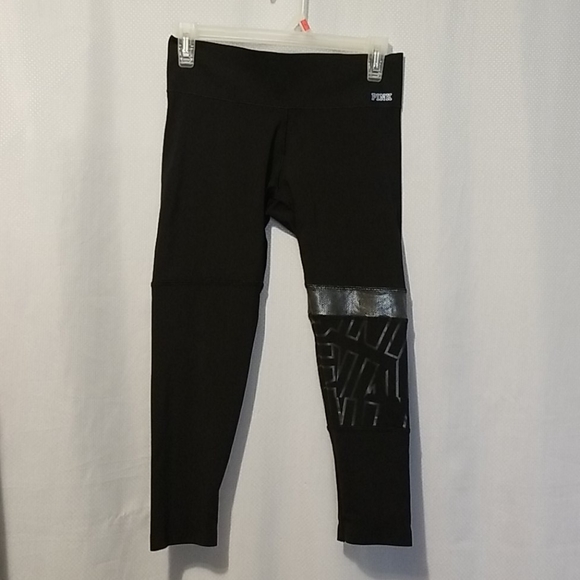 PINK Victoria's Secret Pants - Pink victoria's Secret ultimate capris. PINK Victoria's Secret Pants - Pink victoria's Secret ultimate capris.